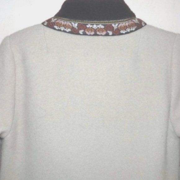 Pure wool jacket Norway 42 M Beige Pewter clasps Off white Scandinavian Nordic - Picture 6 of 7